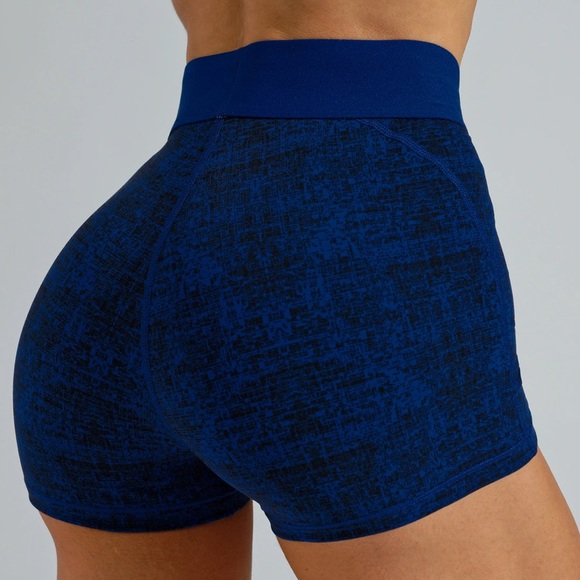 Rain Fall Blue Hustle Print Logo shorts ๐ Buffbunny ๐ Large โก๏ธ NWT, SOLD OUT - Picture 4 of 7